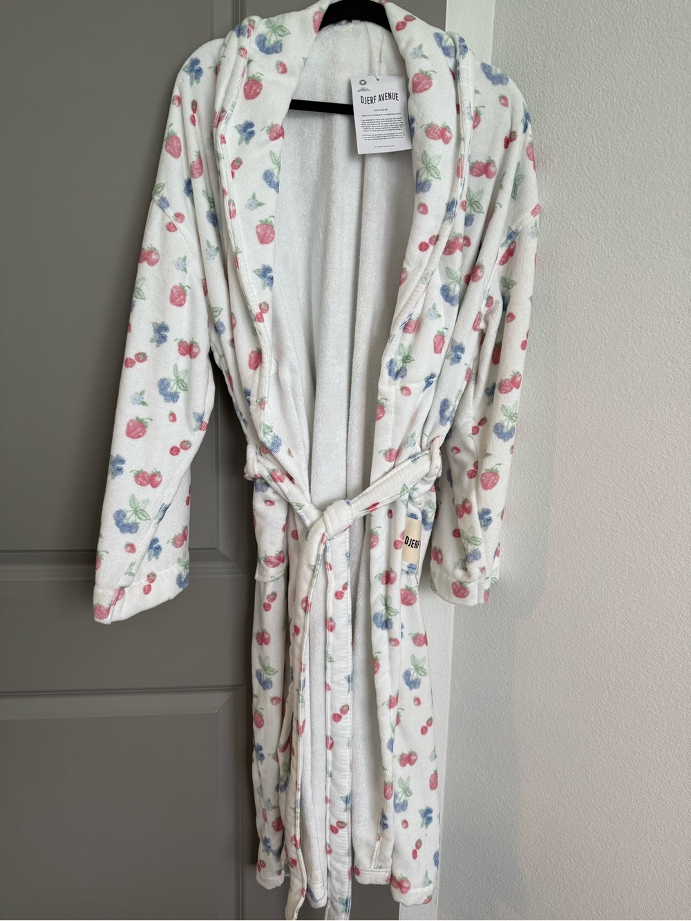 DJERF Robe
